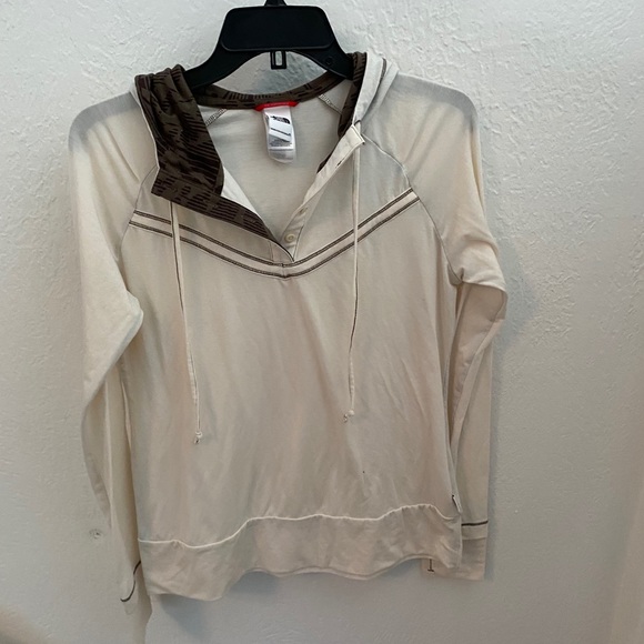 The north face vintage long sleeve hooded shirt - Picture 2 of 6